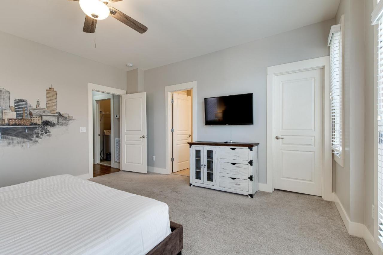Stunning Nashville Condo Minutes From Broadway Екстериор снимка