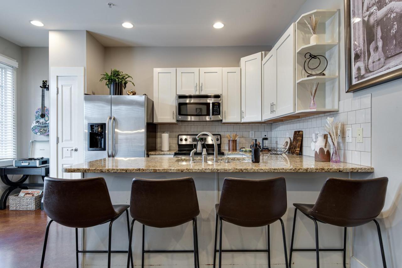 Stunning Nashville Condo Minutes From Broadway Екстериор снимка